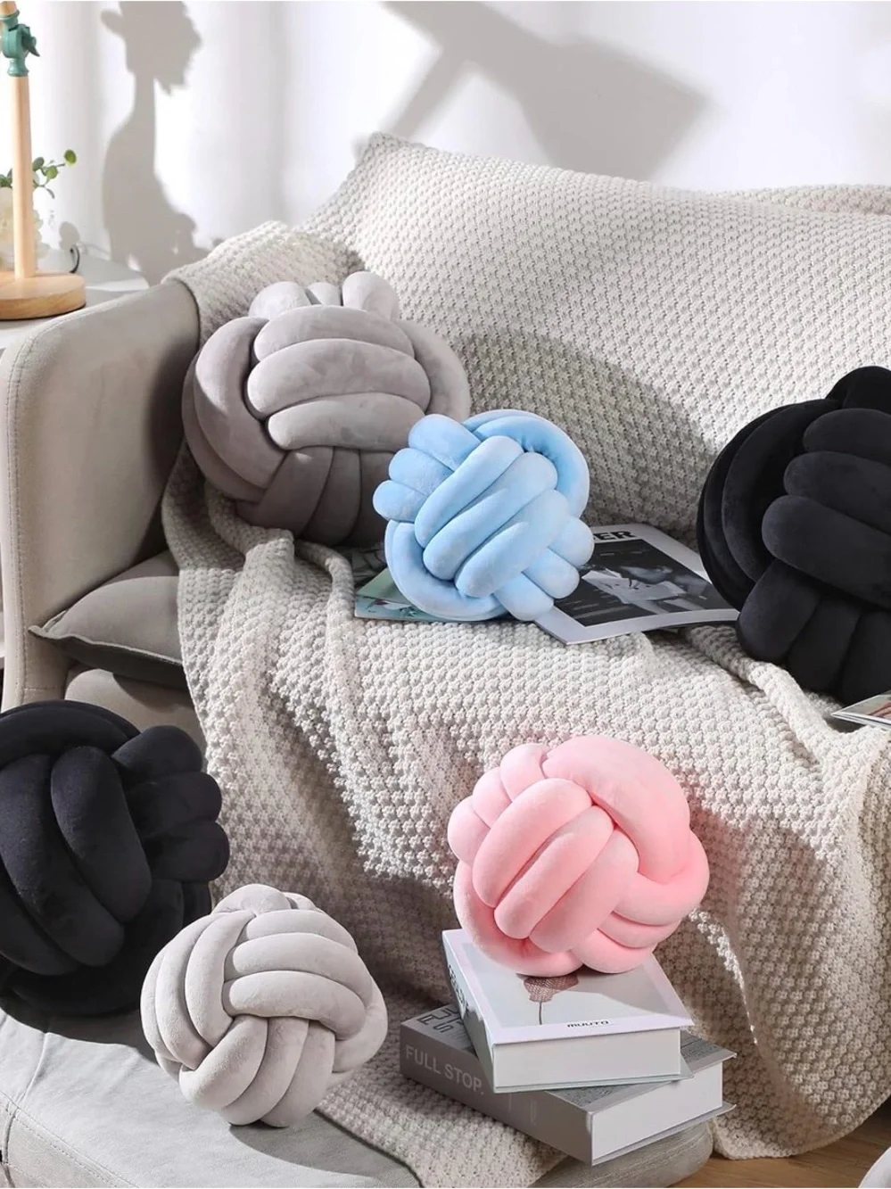 Namalu 10.6 Inches 2 Pcs Knot Pillows Decorative Throw Pillow, Black